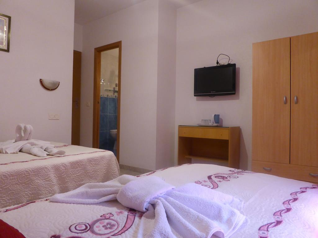 Hostal Huespedes Toledo Madrid Exteriör bild